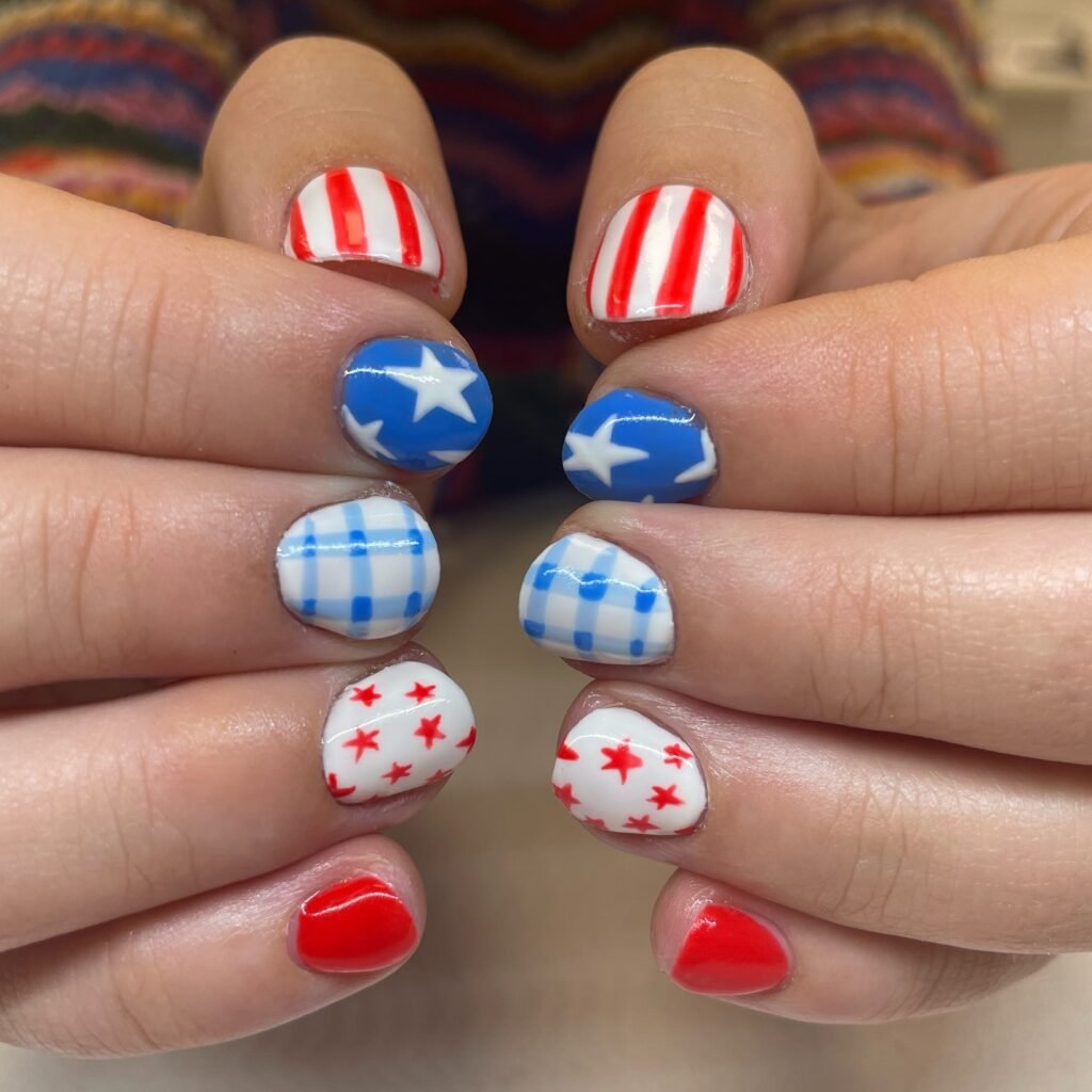23 Cute July Nail Ideas That Are Absolutely Stunning july nail ideas1