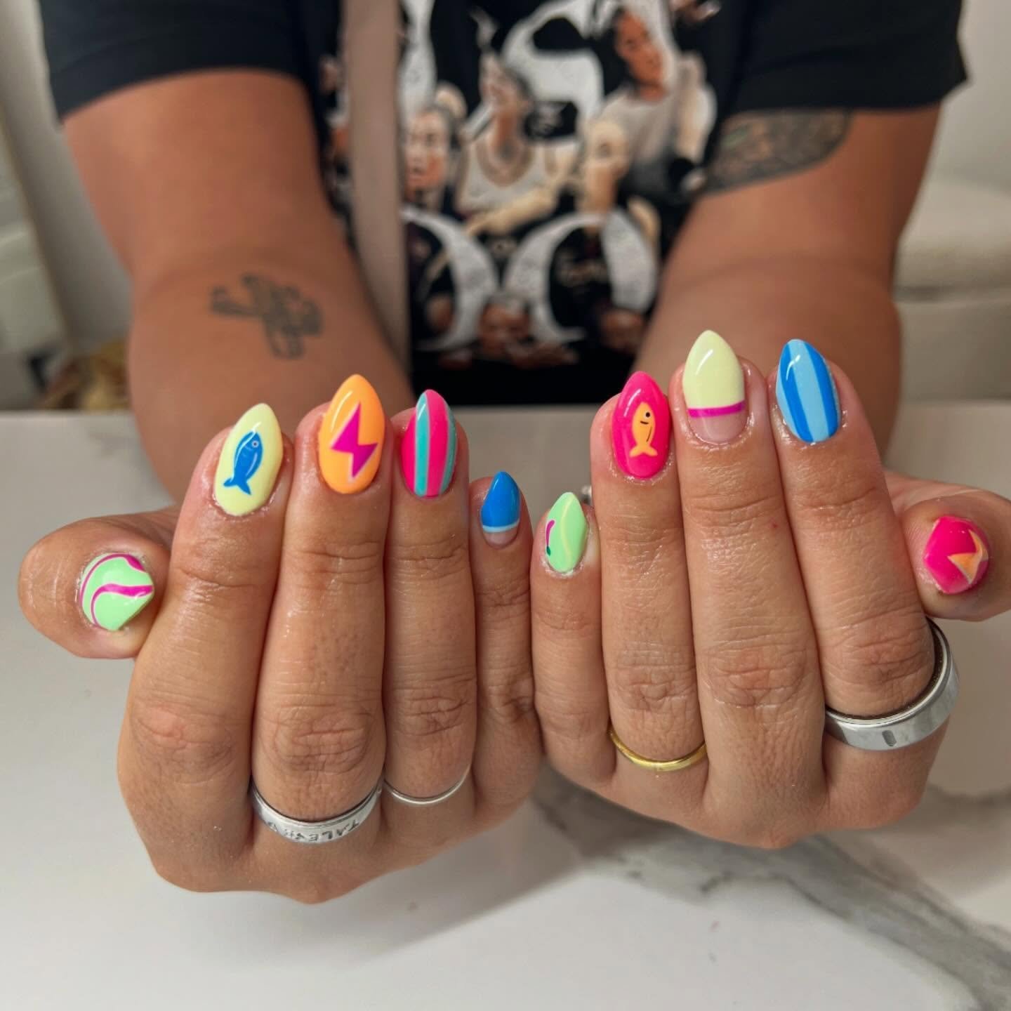 25 Summer Nails That Are Trending Right Now summer nail1 22