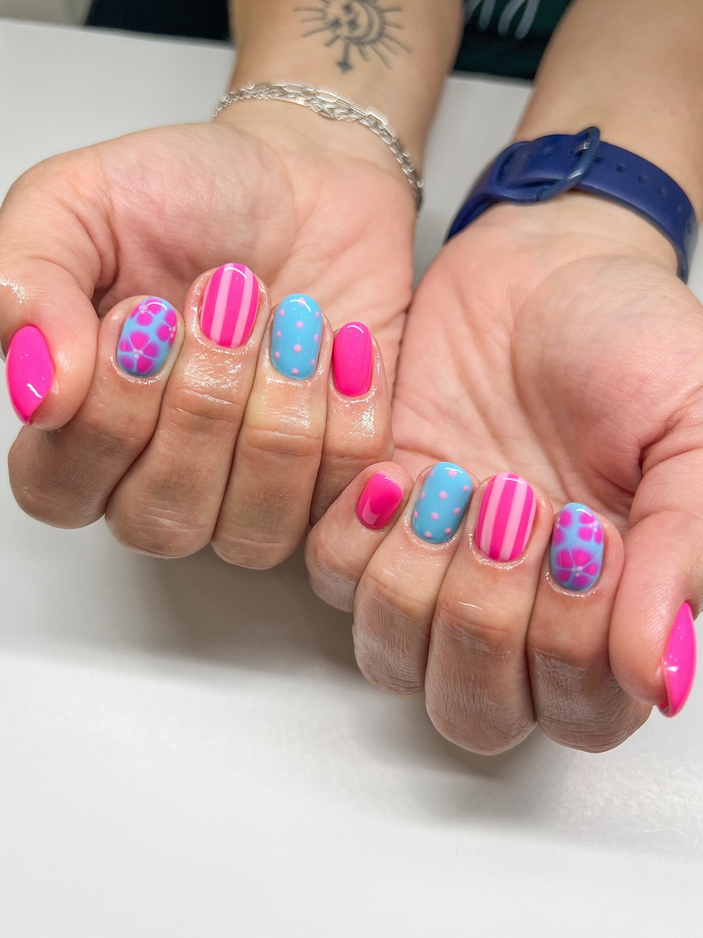 25 Summer Nails That Are Trending Right Now summer nail1 24