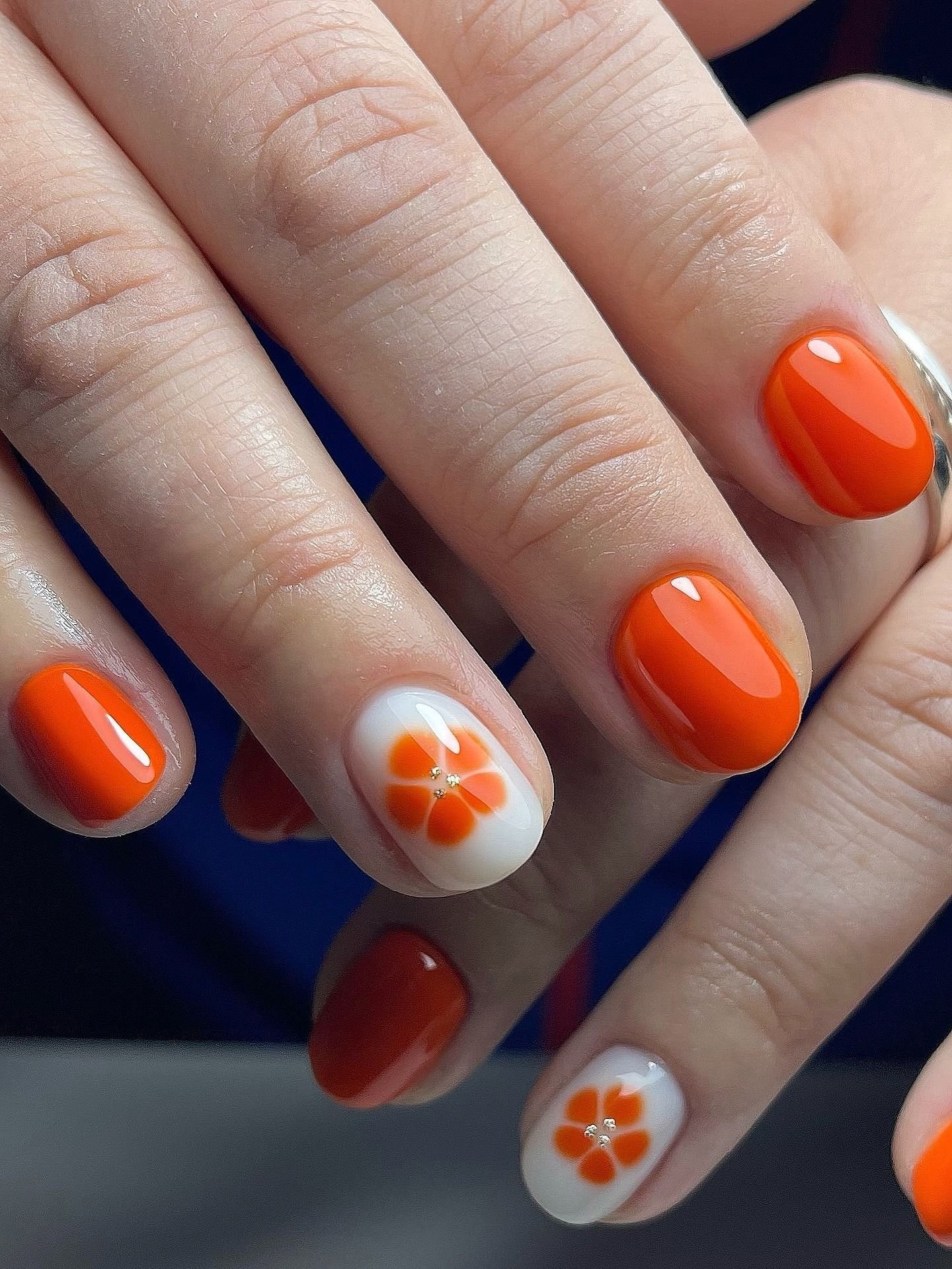 20 Orange Nails You'll Want to Copy This Year orange nail ideas 3 1