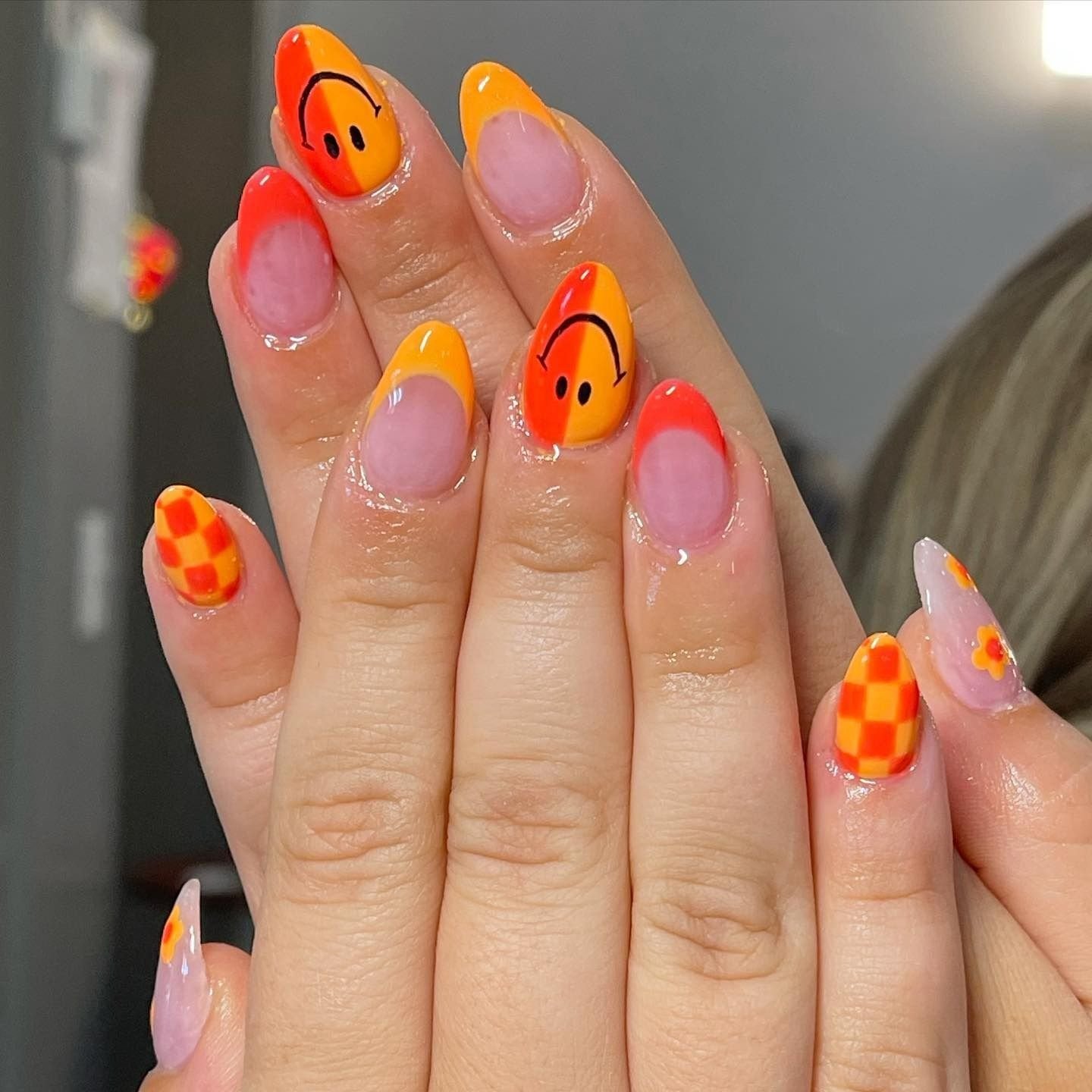 20 Orange Nails You'll Want to Copy This Year orange nail ideas 3 3 1