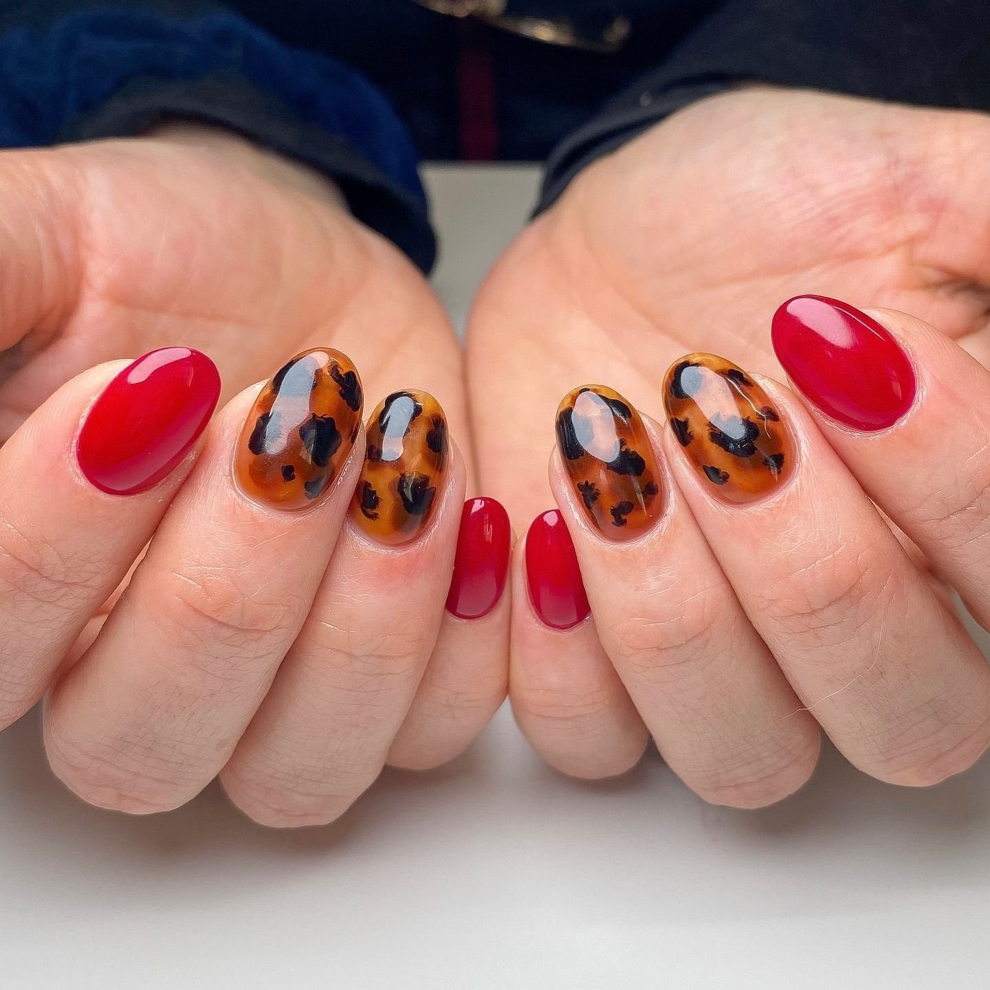 20 September Nail Colors We're Obsessing Over Right Now september nail ideas 7
