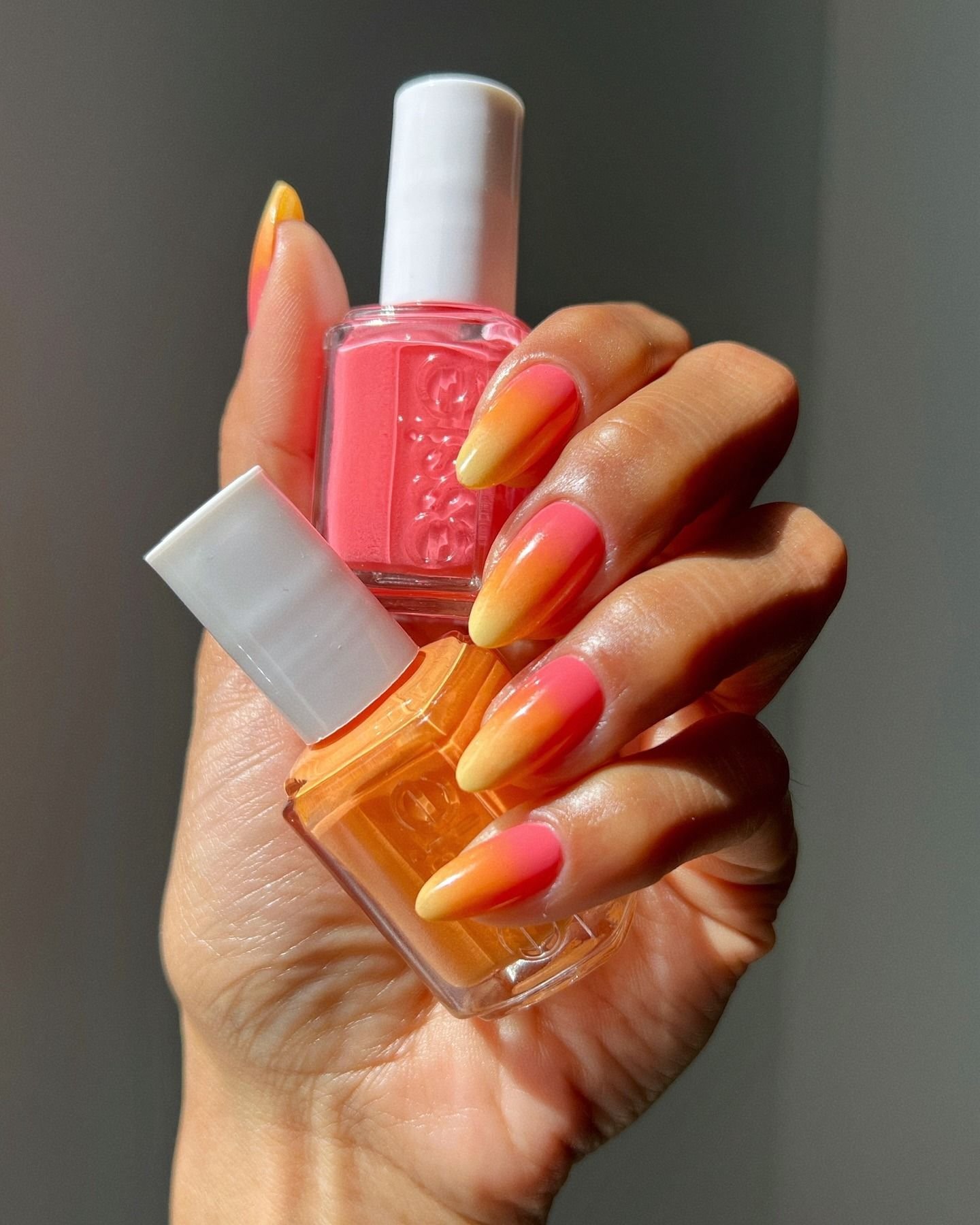 22 Sunset Nail Ideas: Best Designs, Colors and Trends to Try sunset nail ideas 10