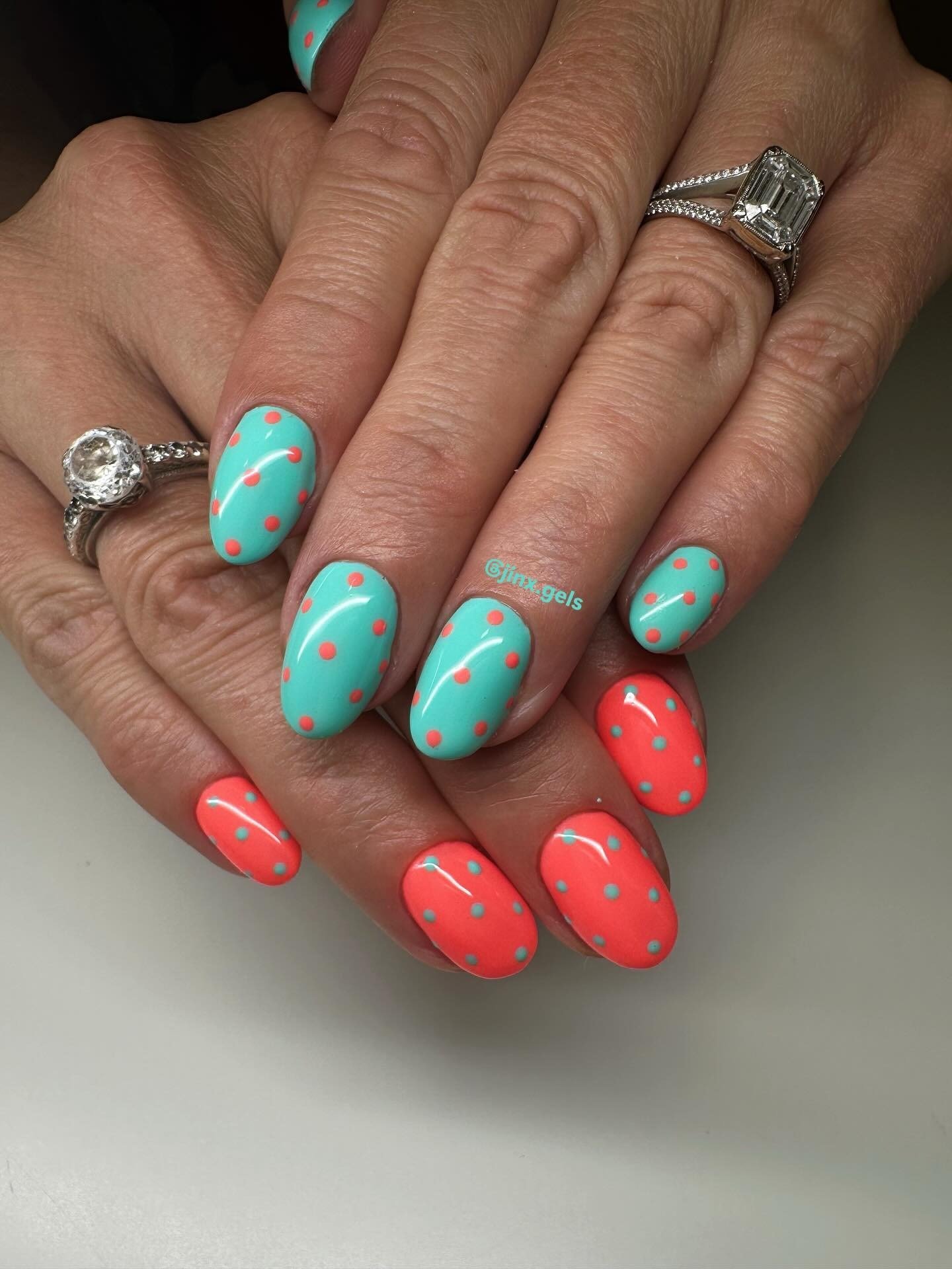 24 August Nails Ideas: Cute and Fresh Summer Looks to Try imageye august nails 11