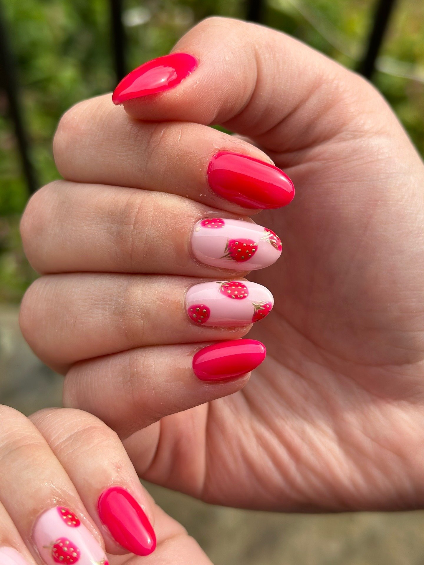 24 August Nails Ideas: Cute and Fresh Summer Looks to Try imageye august nails 16