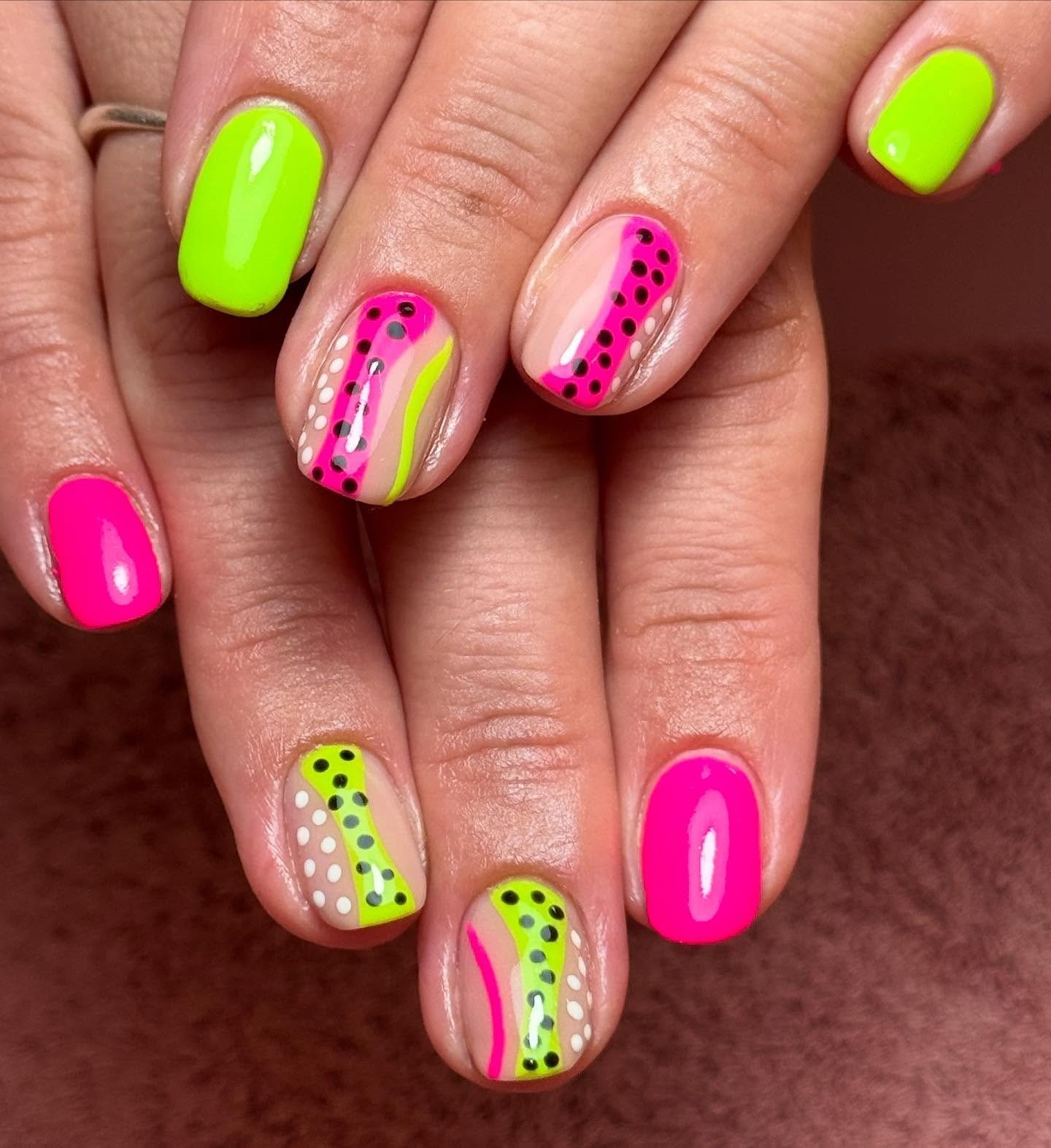 24 August Nails Ideas: Cute and Fresh Summer Looks to Try imageye august nails 19