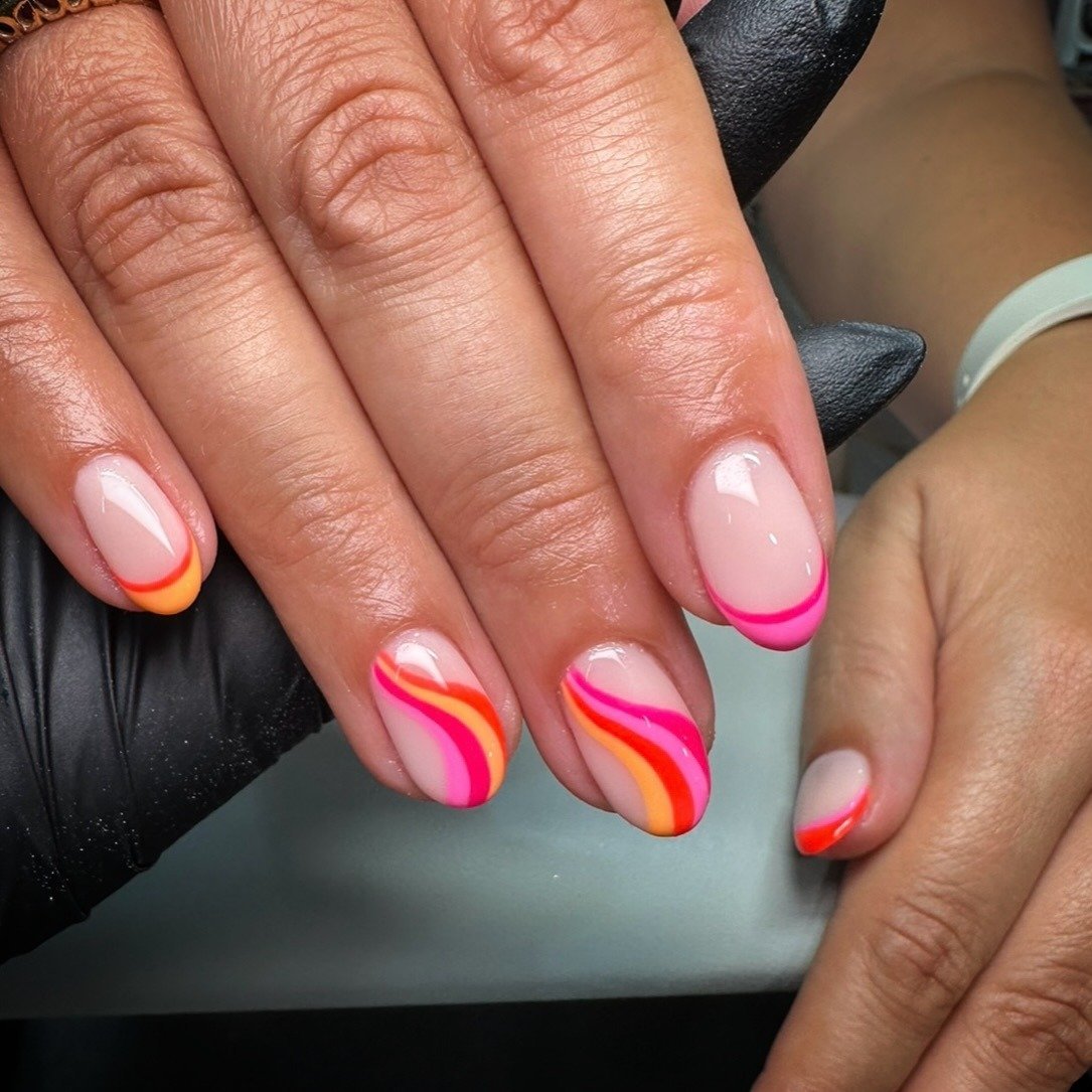 24 August Nails Ideas: Cute and Fresh Summer Looks to Try imageye august nails 20