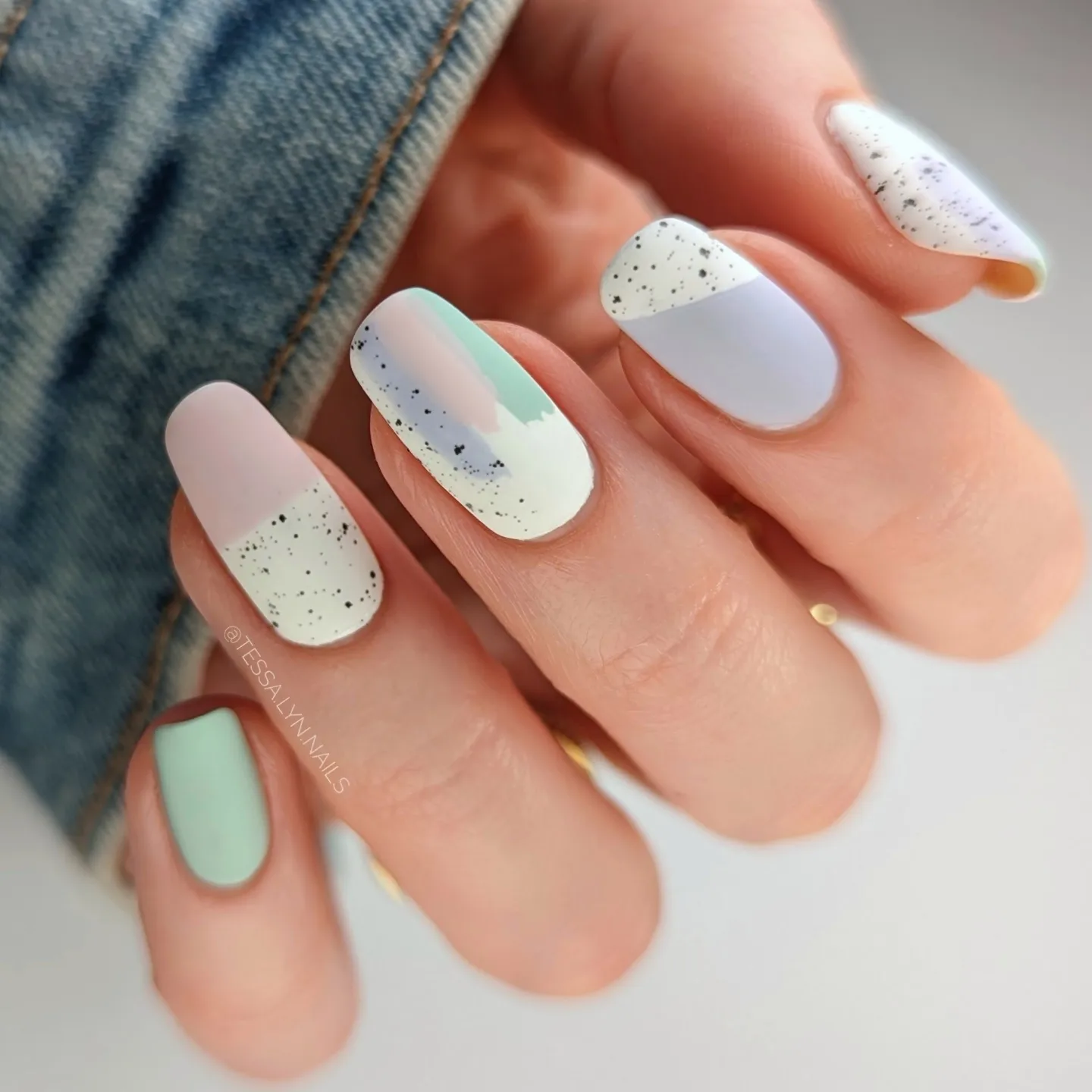 21 Matte Nails That Prove Shine Isn't Everything matte nails 4 b3e3d4b3 cab3 447e 8bc2 459aecf66010