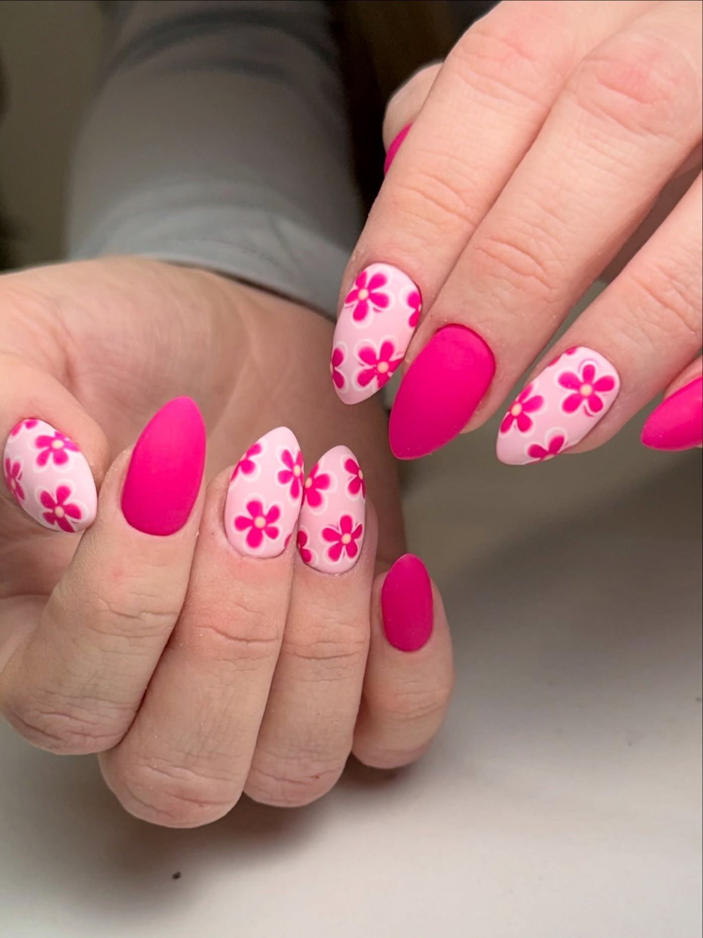21 Matte Nails That Prove Shine Isn't Everything matte nails 5