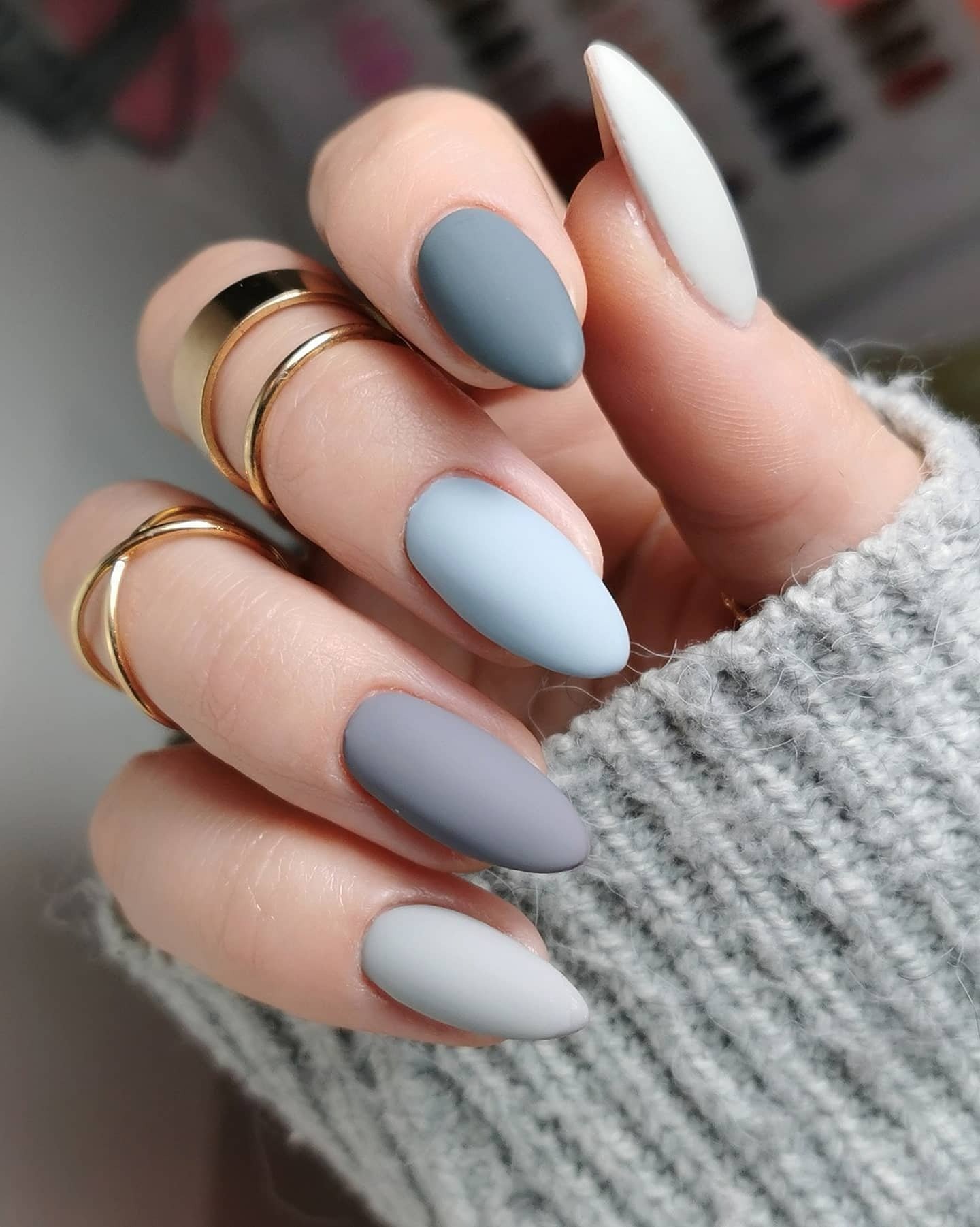 21 Matte Nails That Prove Shine Isn't Everything matte nails 9