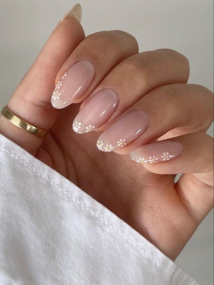 21 Nude Nail Designs You'll Never Regret Trying nude nails 11