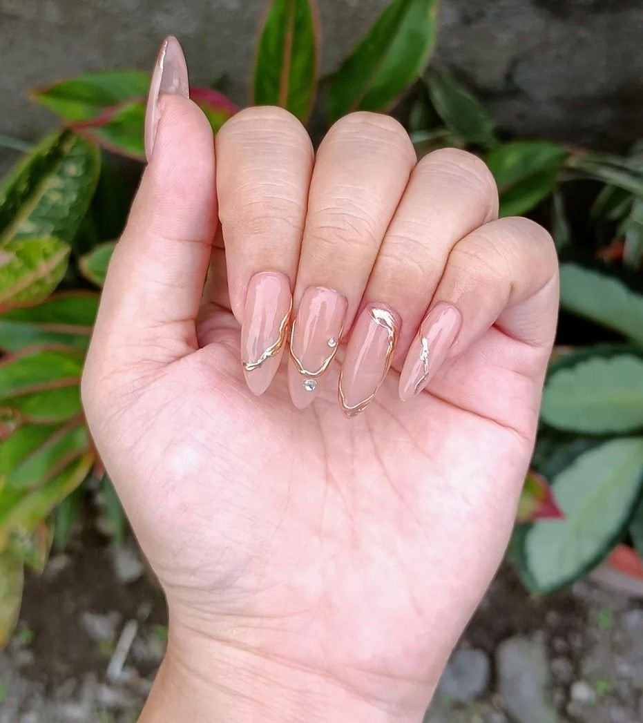 21 Nude Nail Designs You'll Never Regret Trying nude nails 32