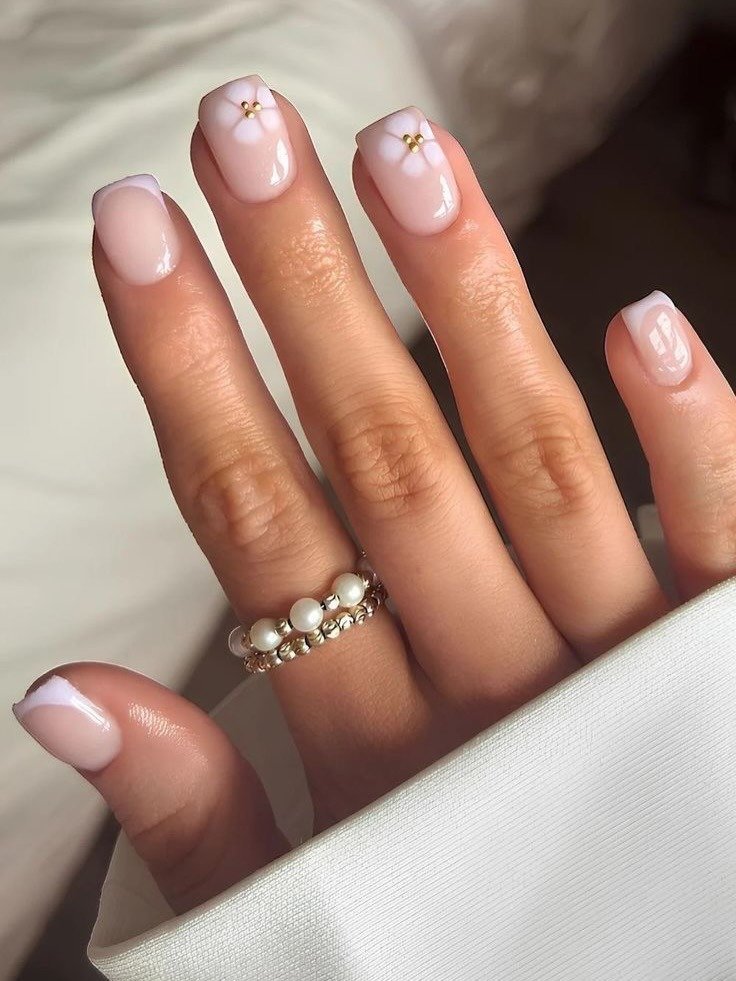 21 Nude Nail Designs You'll Never Regret Trying nude nails 8